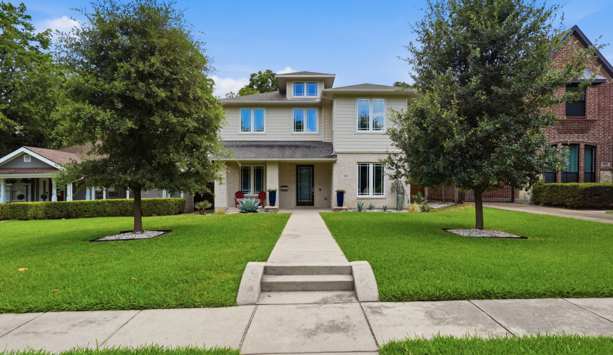 Street view of 6010 Belmont Avenue in Dallas